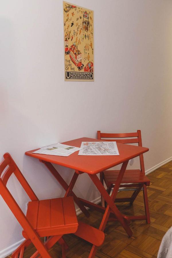 Studio 14 Petropolis  Luaran gambar