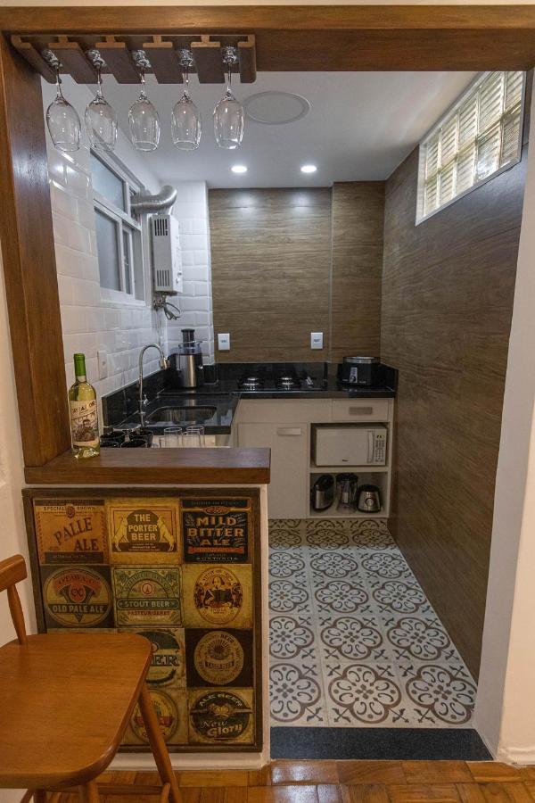 Studio 14 Petropolis  Luaran gambar